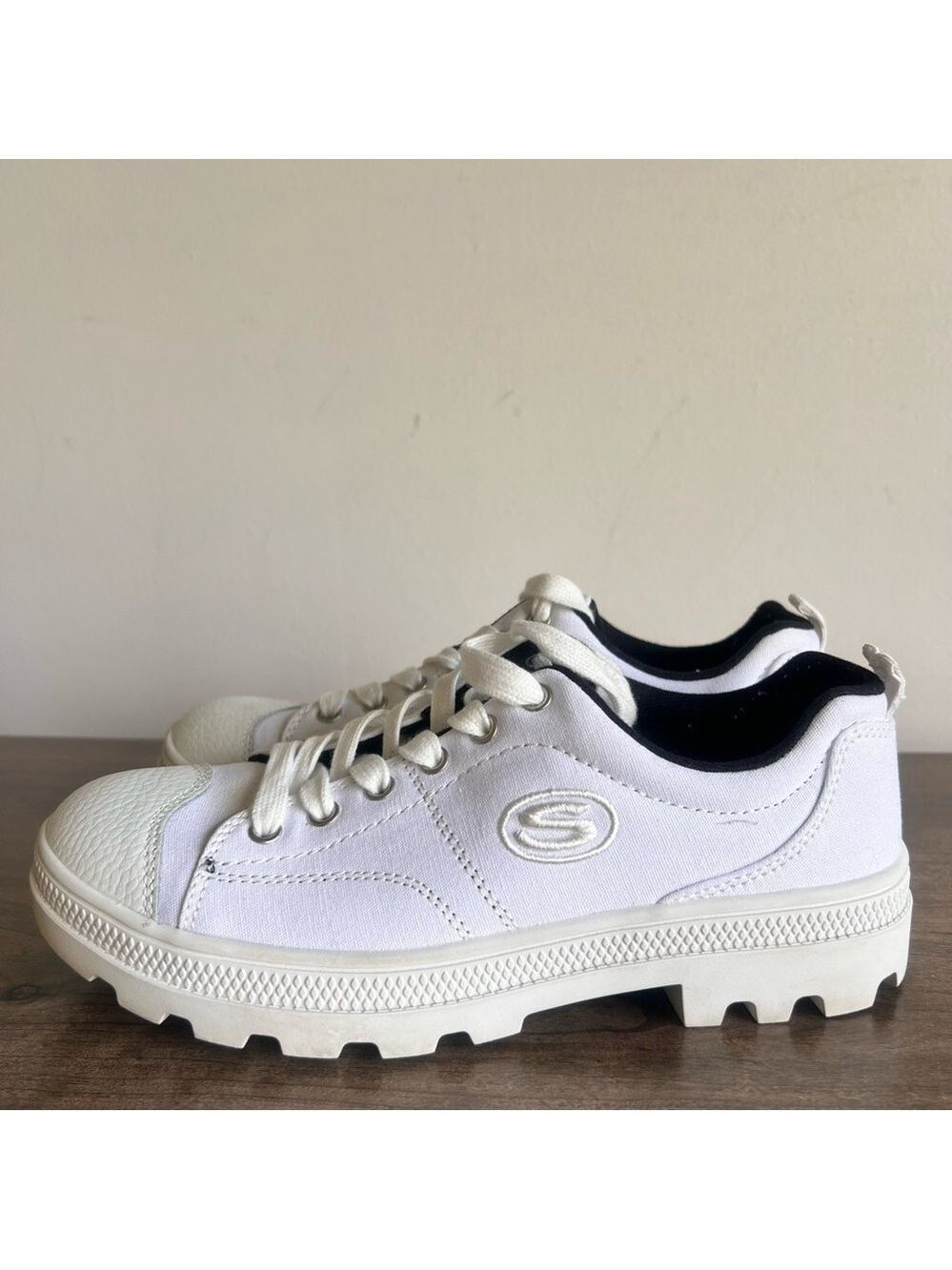 Skechers Canvas Roadies Lace Up Sneaker Size 7 #832 - Picture 3 of 9